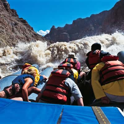 Cataract Canyon Jrig Whitewater Approach