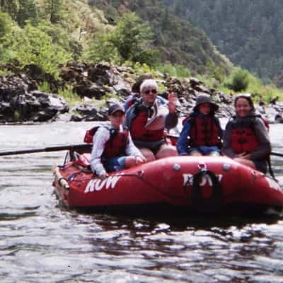 Family on the Rogue River