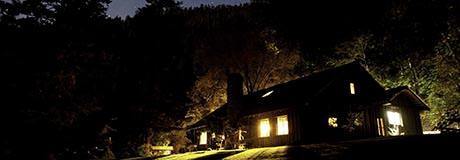 Rogue River Rafting Black Bar Lodge Night